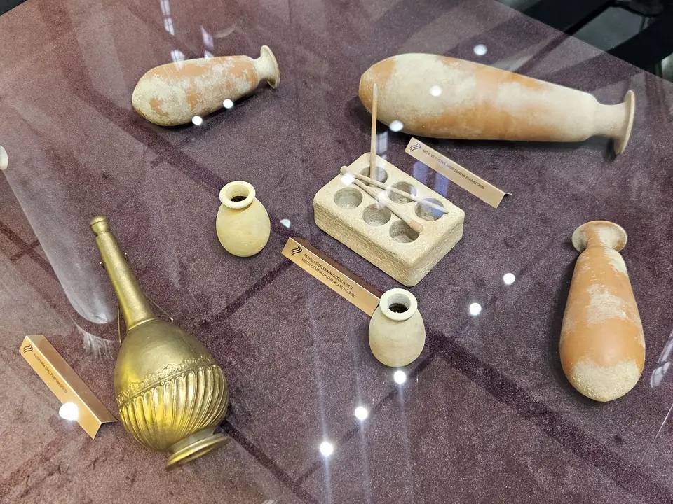 Misparta Koku Medeniyeti Müzesi'nde 4500 Yıllık Parfüm Formülü Sergileniyor 7